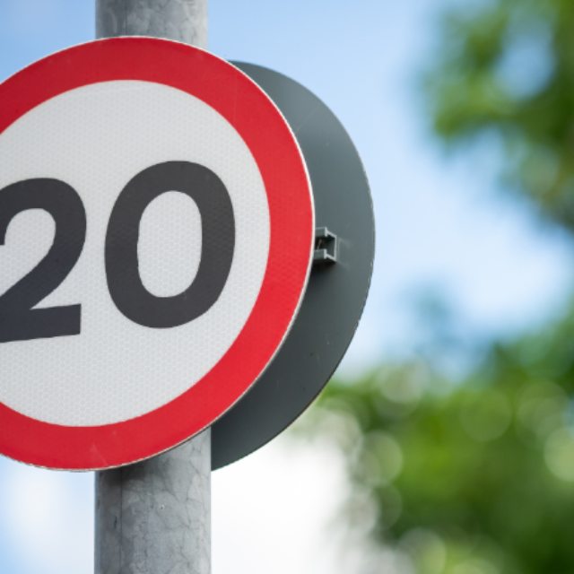 20 mph sign